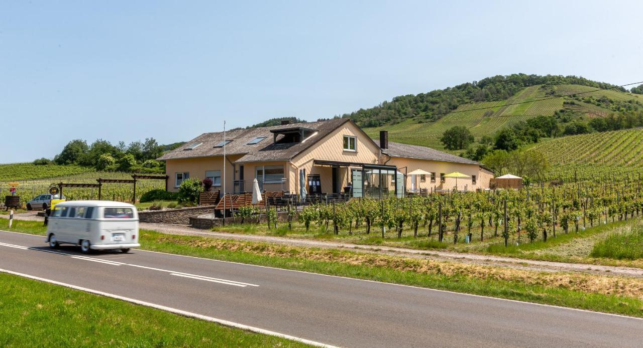 Bed and Breakfast Weingut J. A. Meyer Wintrich Exterior foto